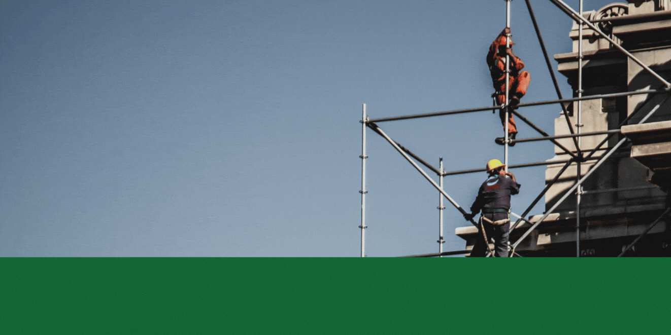 Quang cao giua trang